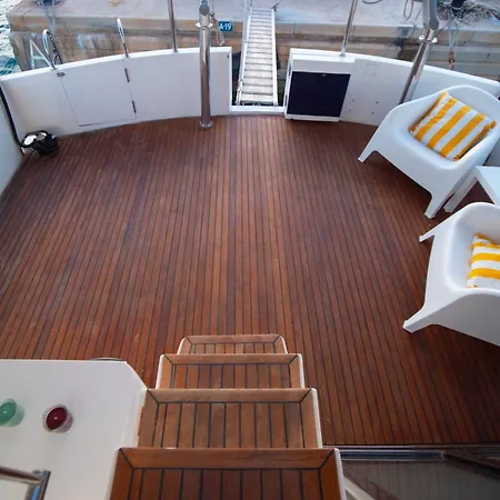 Bådhotel Master&commander Valencia