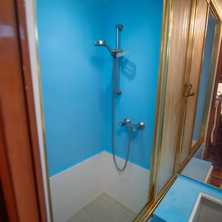 Bateau-hôtel Master&commander