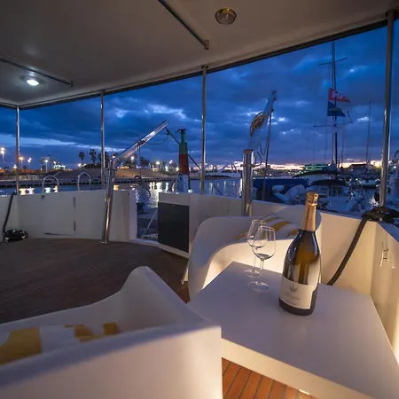 Bateau-hôtel Master&commander