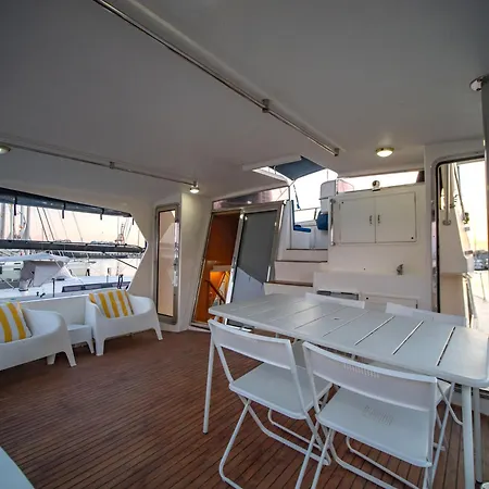 Hotel na wodzie Master&commander